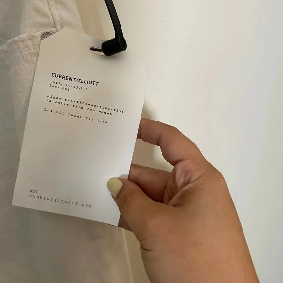 Current/Elliott White Stiletto Cut Jeans - Picture 5 of 9